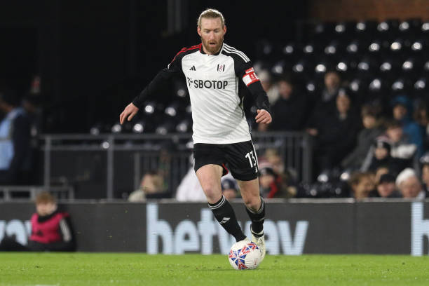 光辉下崭露 光辉下崭露