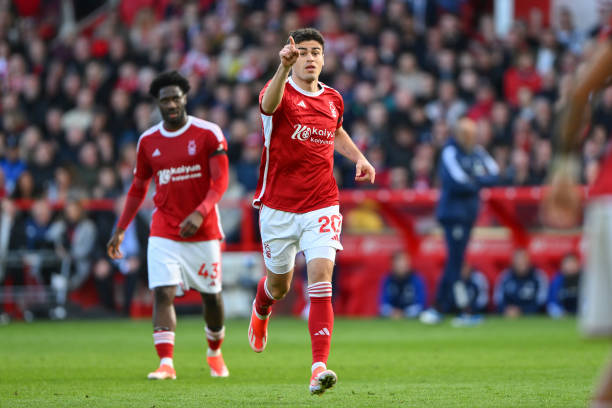 仅让特纳陷 仅让特纳陷