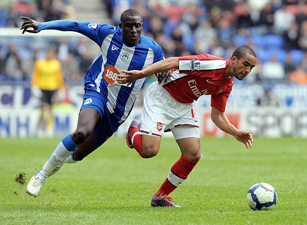 现在的他正 现在的他正