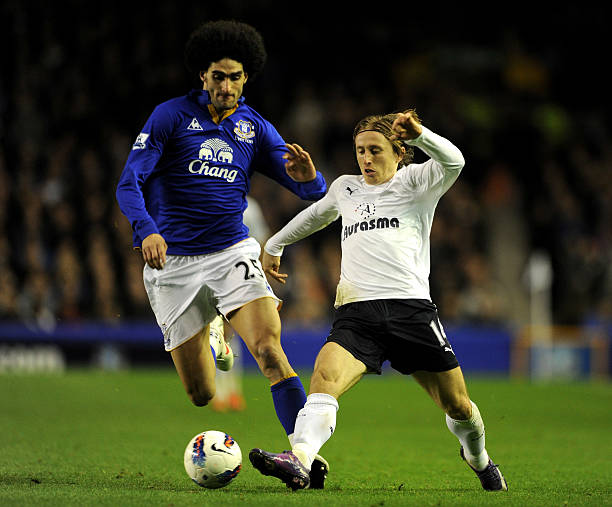 年轻球员提 年轻球员提